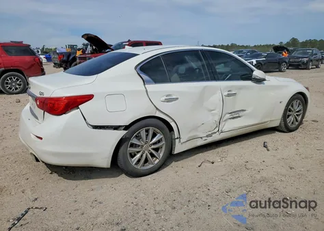2015 Infiniti Q50 Premium z USA, uszkodzony, nr VIN JN1BV7AP2FM356016